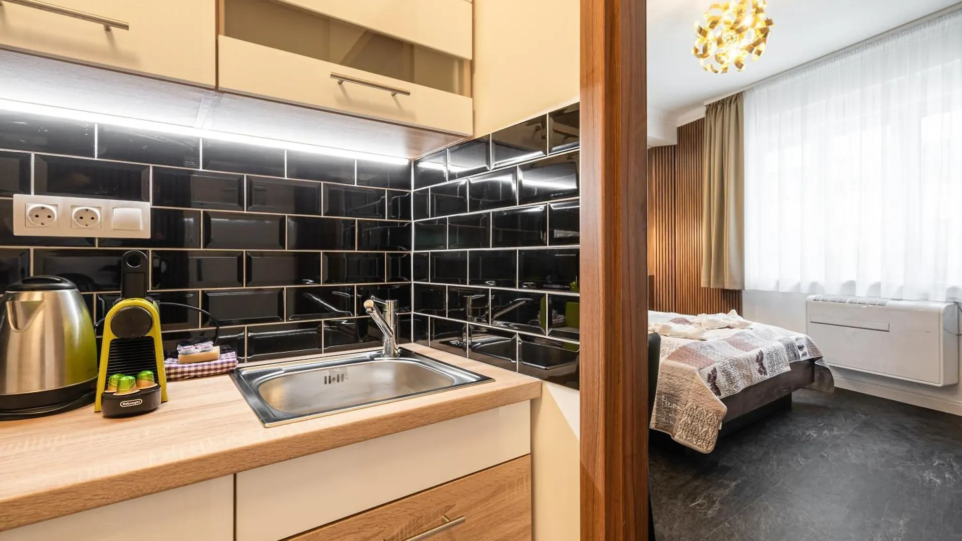 Spark Climb Studio Budapest Apartment